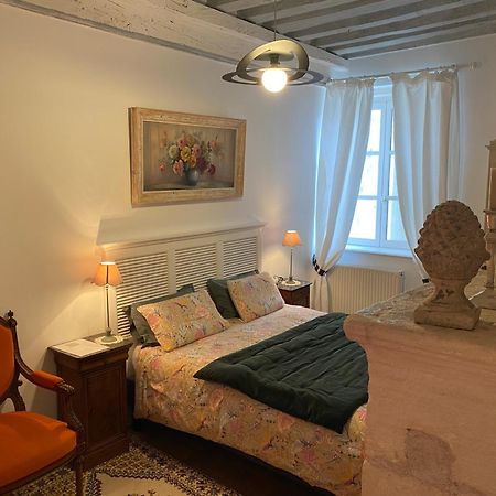 Le Pigeonnier De Saint-Loup Bed And Breakfast Exteriör bild