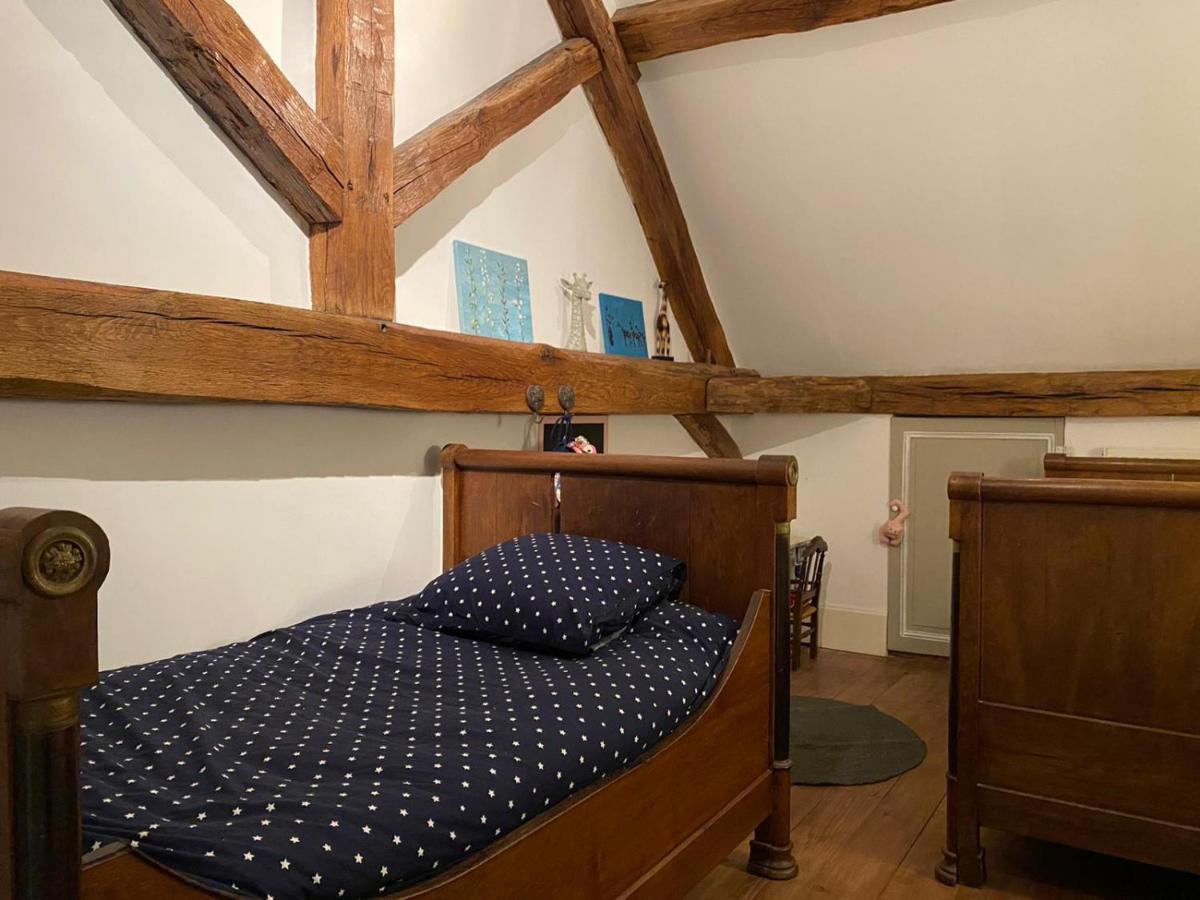 Le Pigeonnier De Saint-Loup Bed And Breakfast Exteriör bild